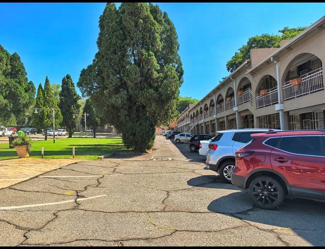 1 BEDROOM APARTMENT FOR SALE IN ALBERTVILLE